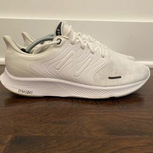 New Balance (Mens) EUC